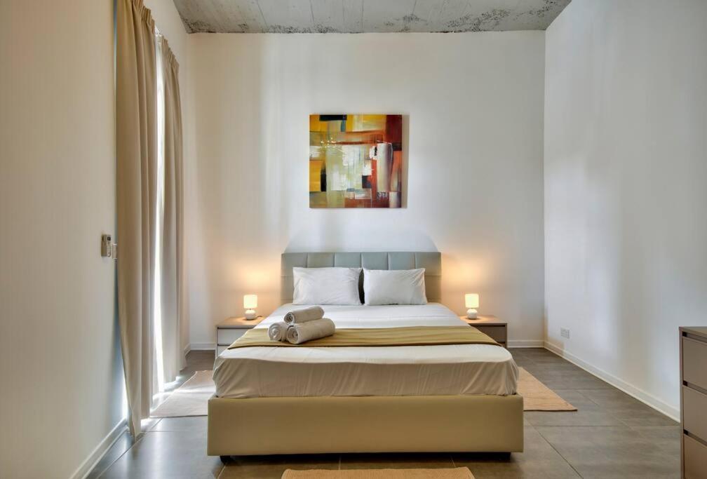 Vallettastay - Harbor View Gem -Sea View 2 Bed Apt エクステリア 写真